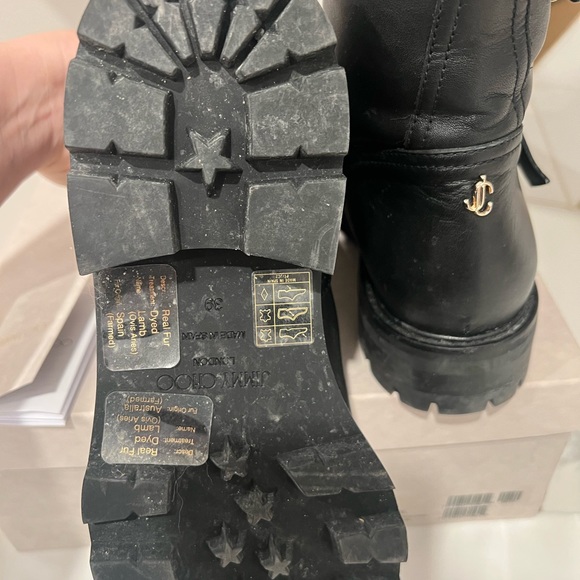 Jimmy Choo winter boots. Black leather fur lined with buckle accents - Picture 3 of 5